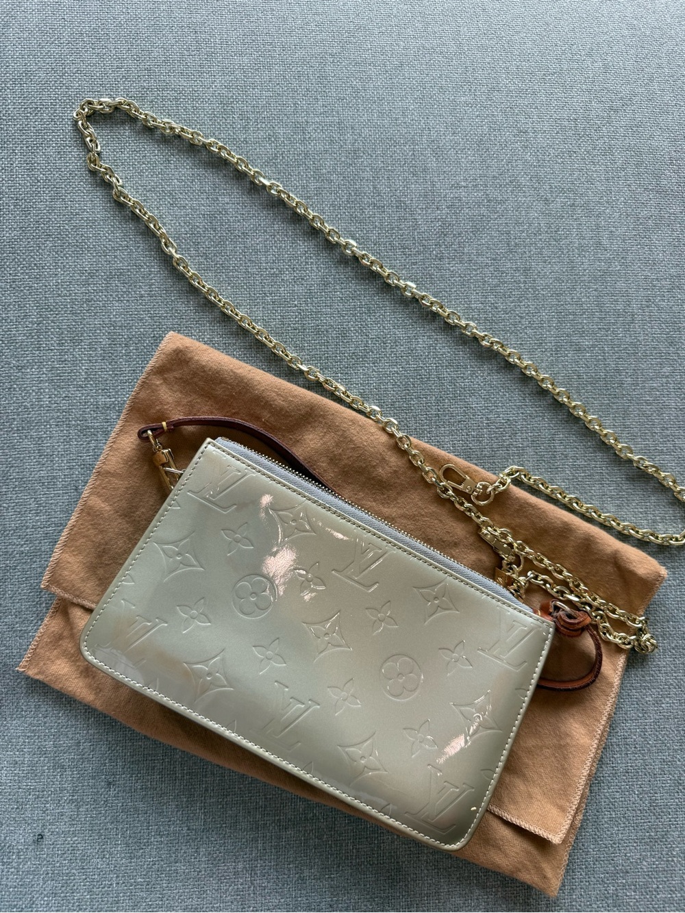 Louis Vuitton Cream Vernis Monogram Pochette Shoulder Bag with Brown Strap - Picture 4 of 5